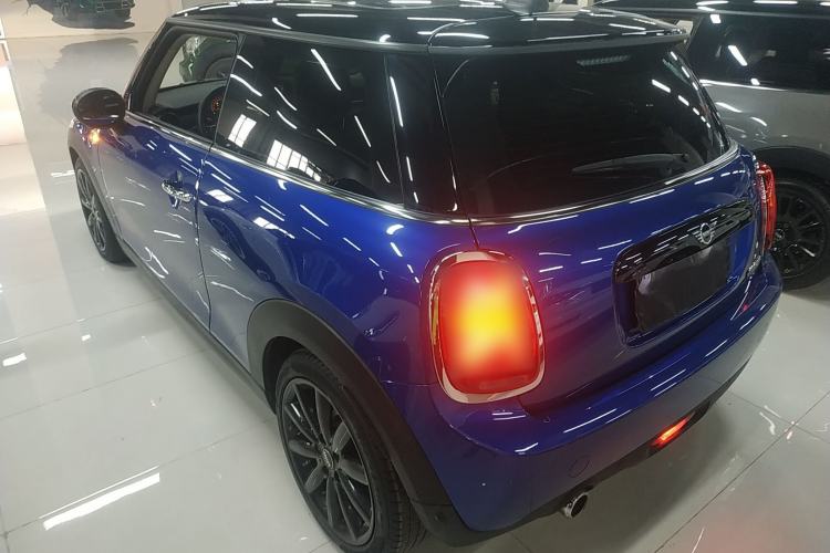 Used MINI 2018 1.5T COOPER Artist Rear Left 45 Deg