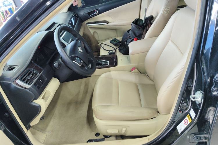 Used Toyota Camry 2016 2.0G 10th Anniversary Leading Edition