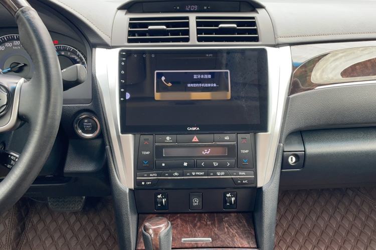 Used Toyota Camry 2016 2.5G 10th Anniversary Deluxe Navigation Edition Audio And AC Panel