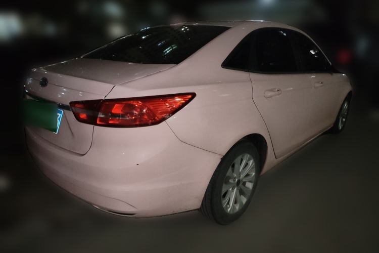 Used Ford Escort 2015 1.5L Automatic Fashion Model