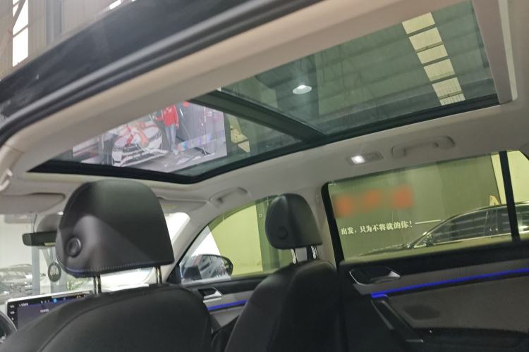 Used Volkswagen Tayron GTE Plug-in Hybrid 2023 280TSI Luxury Plus Advanced Edition Headliner