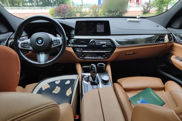 Used BMW 6 Series GT 2018 630i M Sport Package Center Console