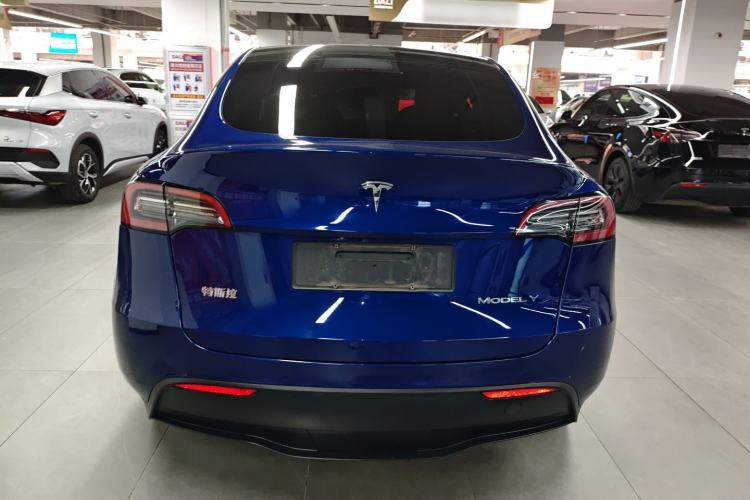 Used Tesla Model Y 2021 Long-Range All-Wheel-Drive Version Rear