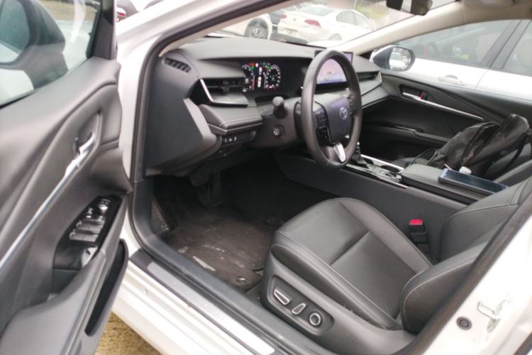 Used Toyota Camry 2024 Dual-Engine 2.5HG Prestige Edition