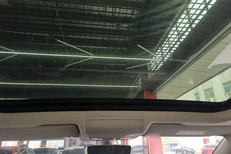 Used Volkswagen Touran 2018 Volkswagen Touran L 280TSI DSG Boundary Edition 7 Seats China VI Standard Headliner