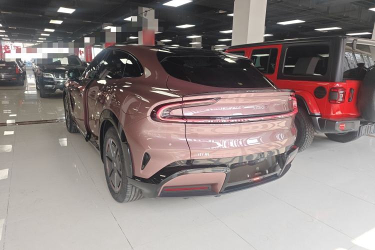 Used Xiaomi Auto YU7 2025 Ultra-Long Range Rear-Wheel Drive Version
