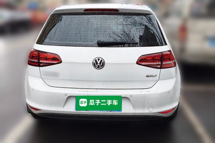 Used Volkswagen Golf 2017 1.6L Automatic Comfort Million-Vehicle Anniversary Edition
