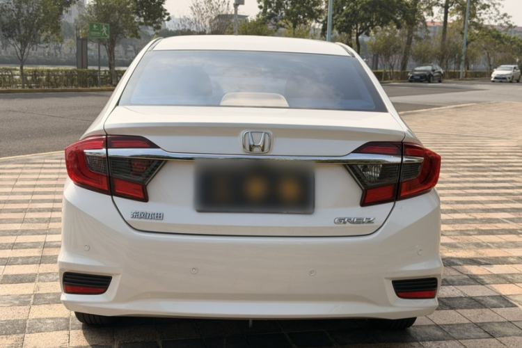 Used Honda Greiz 2016 1.5L CVT Classic Edition