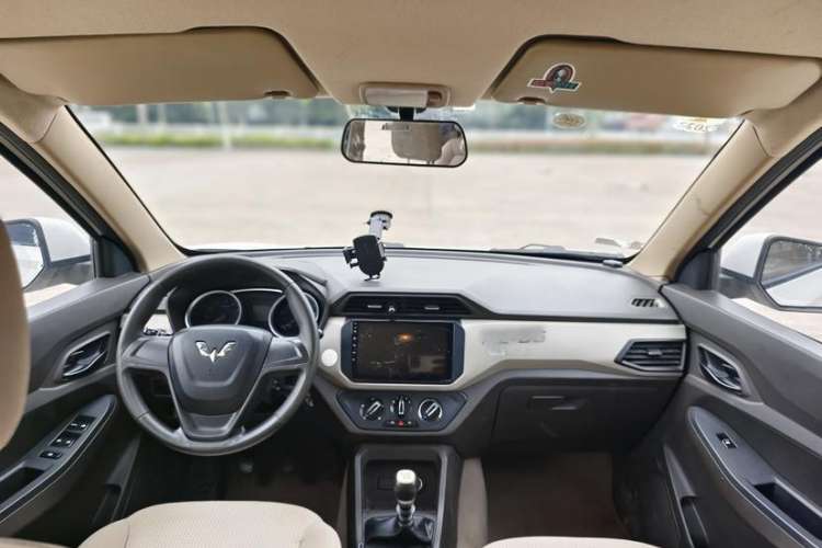 Used Wuling Hongguang 2019 1.5L S Standard Version China VI LAR