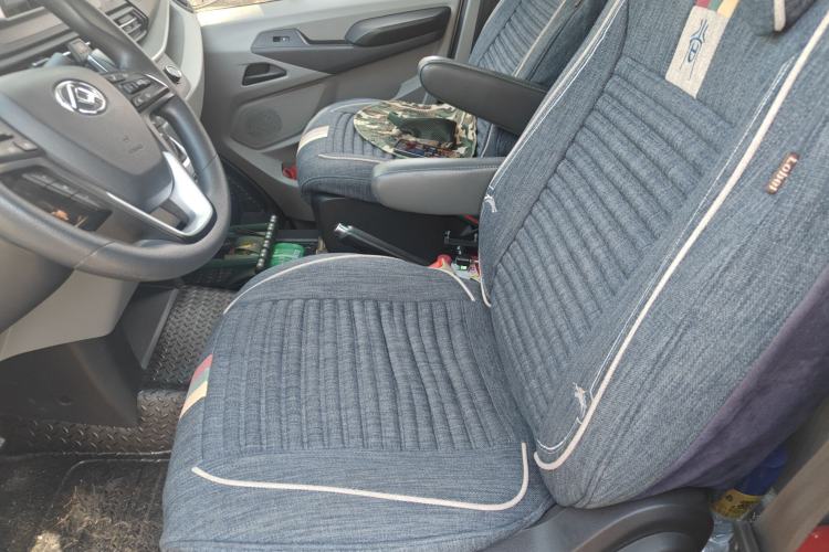 Used SAIC MAXUS Xintu V80 