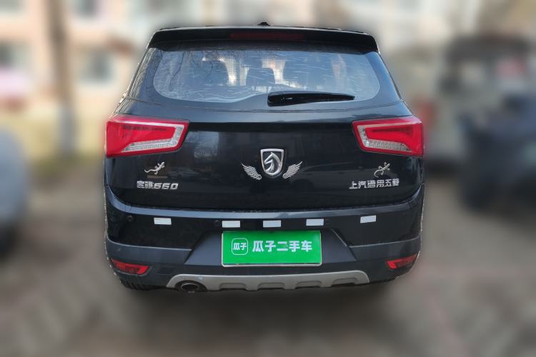 Used Baojun 560 2015 1.8L manual luxury version