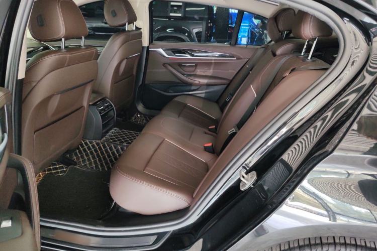 Used BMW 5 Series 2021 525Li Luxury Package