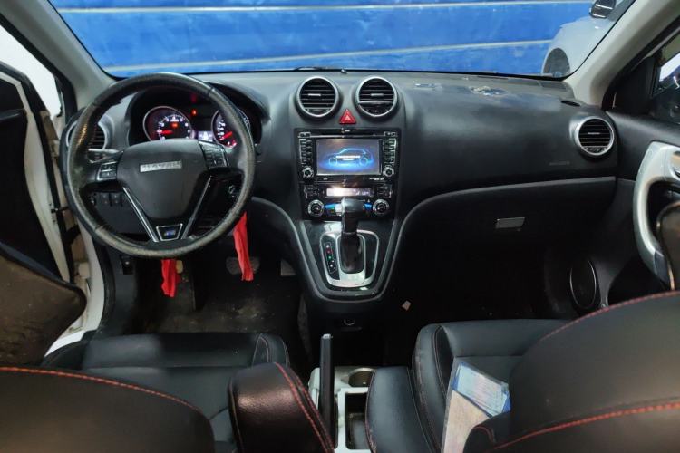 Used Haval H6 2016 Upgraded Model 1.5T Automatic Two-Wheel Drive Elite Version