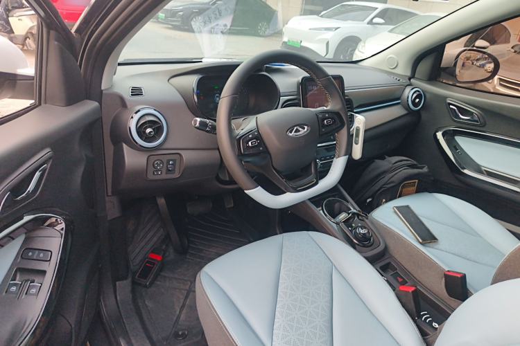 Used Chery Little Ant 2023 251km True Love Edition Lithium Iron Phosphate Interior 2