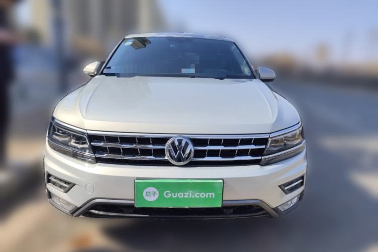 Used Volkswagen Tiguan L 2019 380TSI Automatic All-Wheel Drive Luxury Edition with 7 Seats China VI Standard