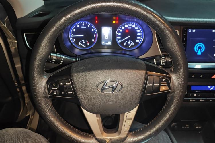 Used Hyundai Mistra 2014 1.8L Automatic Smart GLS
