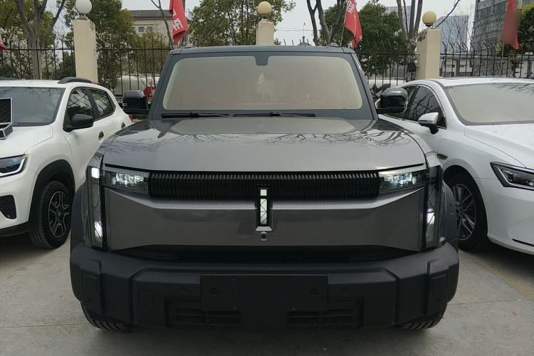 Used iCAR 03 2024 401km Two-Wheel Drive Standard Advanced Version Front