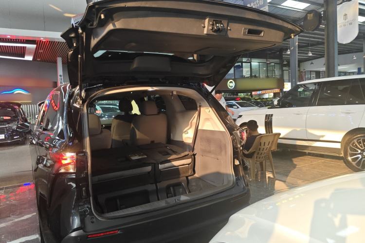 Used Toyota SIENNA 2021 2.5L Hybrid Comfort Edition