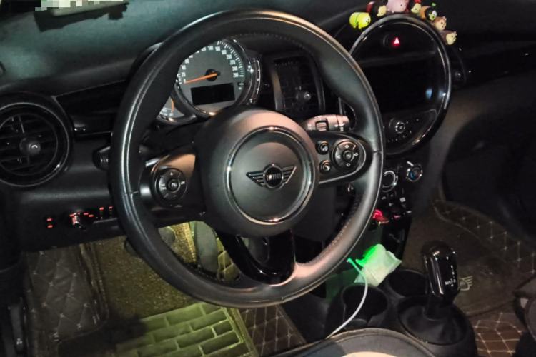 Used MINI 2019 1.5T COOPER Classic Edition Steering Wheel