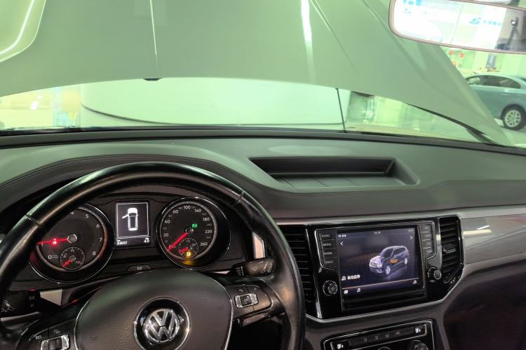 Used Volkswagen Teramont 2019 380TSI Four-Wheel Drive Comfort Edition China V Standard Center Console