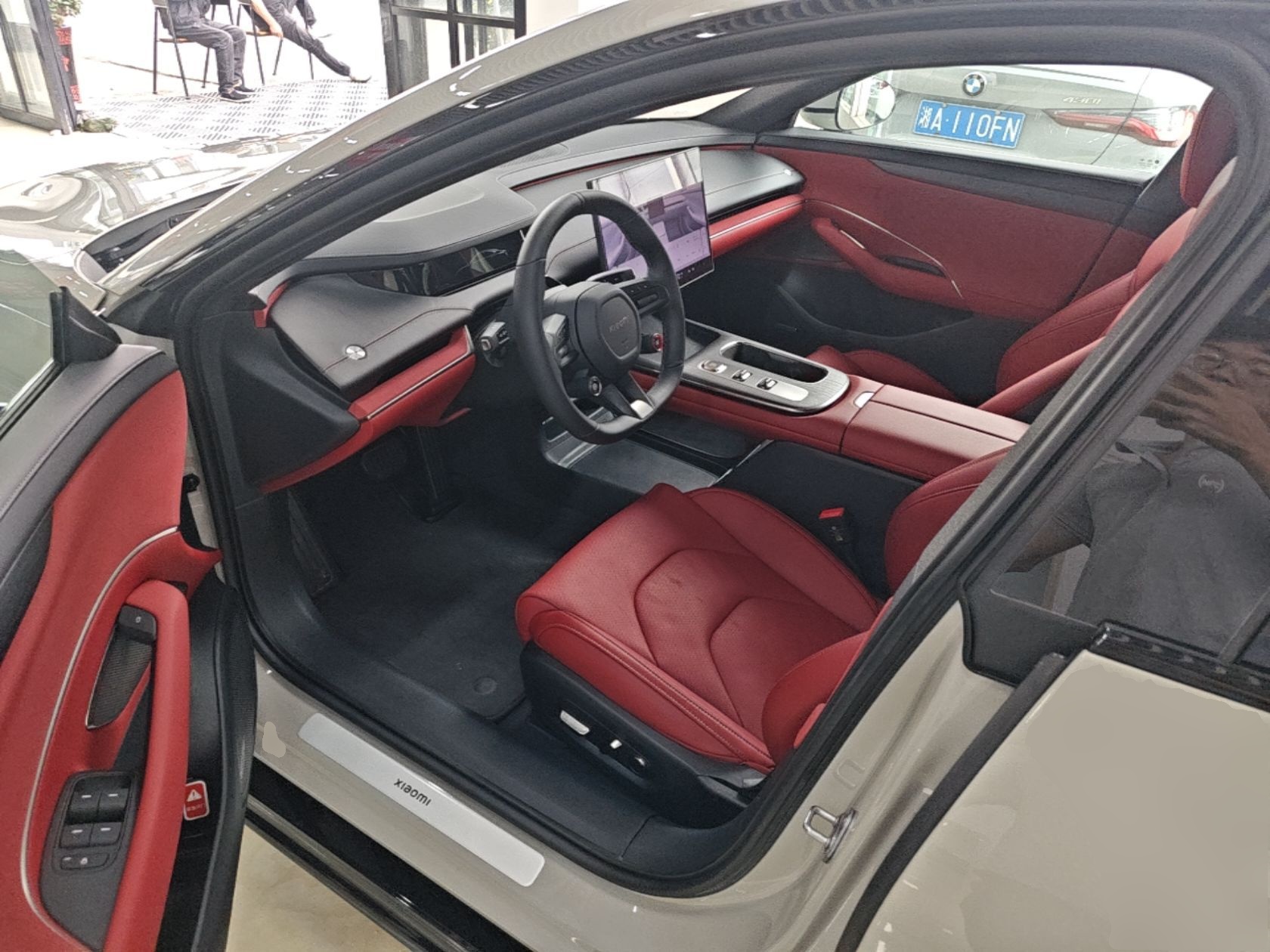 Xiaomi Auto SU7 2024 Rear-Drive Ultra-Long Range Advanced Pro-Level Intelligent Driving Version — снимка 17