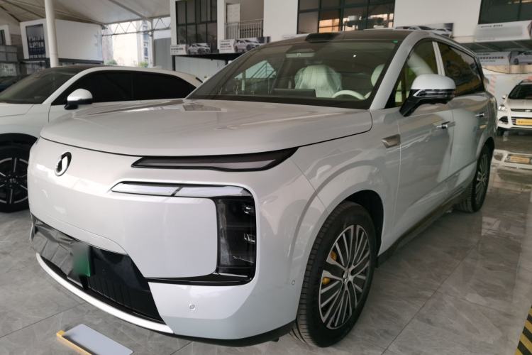 Used Denza N8L 2025 Model Zunrong Model