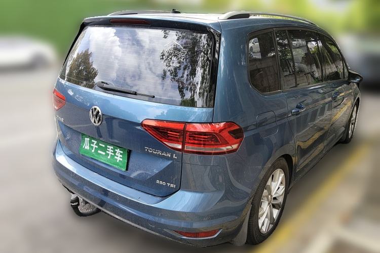 Used Volkswagen Touran 2016 Volkswagen Touran L 280TSI DSG Comfort Edition