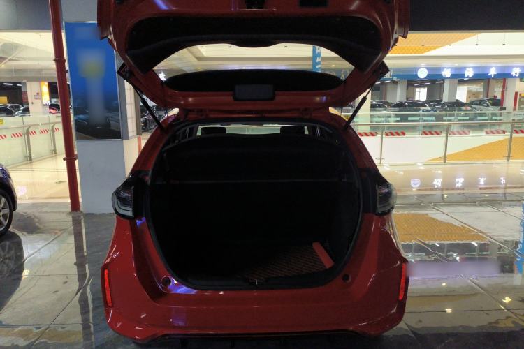 Used Honda LIFE 2021 1.5L CVT SPO-SS Dynamic Edition Trunk