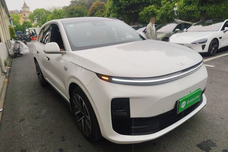 Used Li Auto L6 2024 Pro Model Front Right 45 Deg