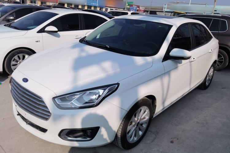 Used Ford Escort 2015 1.5L Automatic Fashion Model
