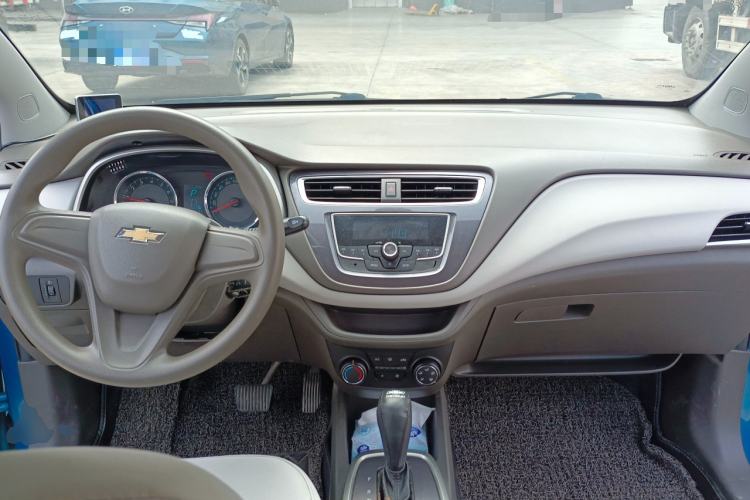 Used Chevrolet Lova RV 2016 1.5L Automatic Comfort Edition