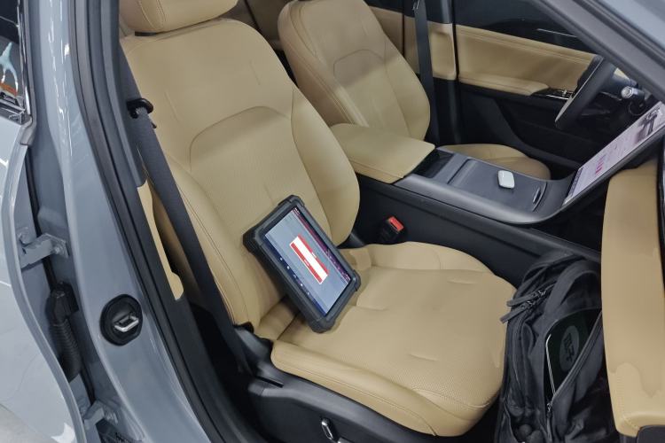 Used Geely Galaxy L6 2023 125km Starship Right Front Seat