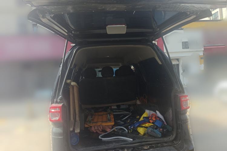 Used FORTHING Lingzhi 2023 M5L 1.6L Base Model 5 Seats Trunk