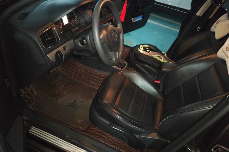 Used Volkswagen Gran Lavida 2013 1.6L Automatic Comfort Model