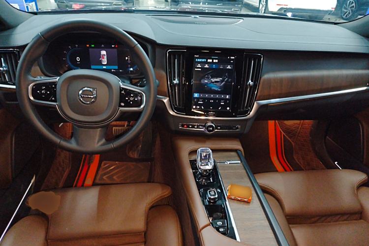 Used Volvo S90 2024 B5 Zhiyuan Luxury Edition