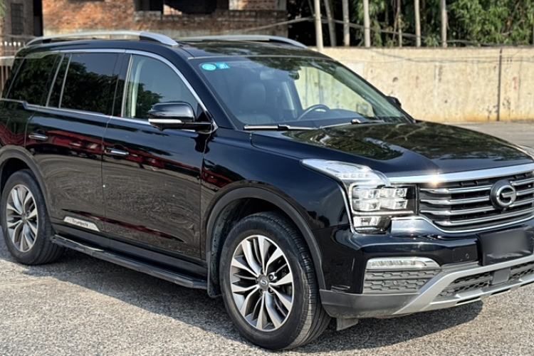 Used GAC Trumpchi GS8 2017 320T Two-Wheel Drive Luxury Smart Connectivity Version (7 Seats)