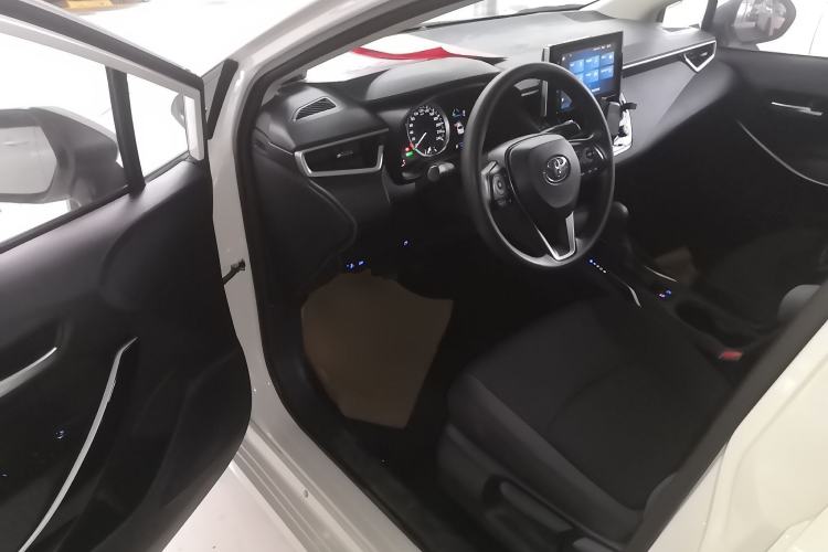 Used Toyota Corolla 2021 Dual-Motor 1.8L E-CVT Elite Edition
