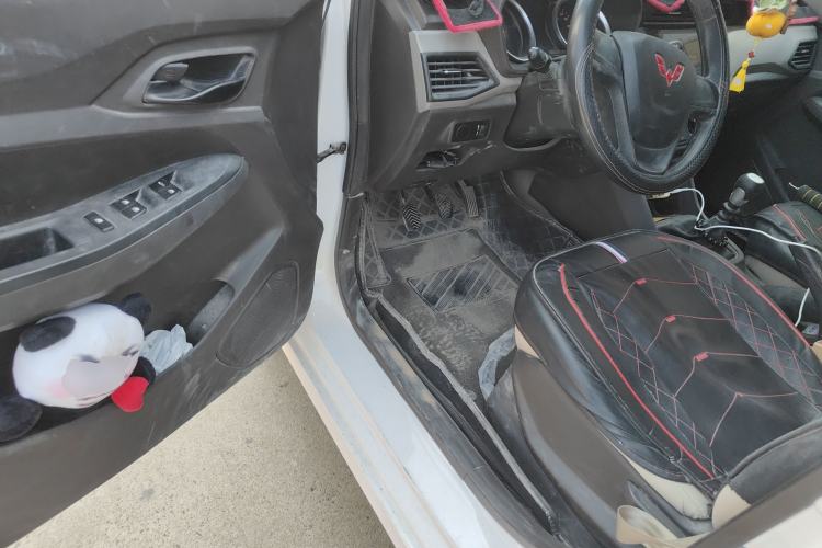 Used Wuling Hongguang 2021 1.5L Revised S Standard Version Hydraulic-Power-Assisted LAR