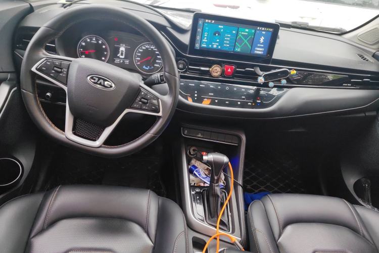 Used JAC Group Refine S4 2019 1.6L CVT Superior Edition Center Console