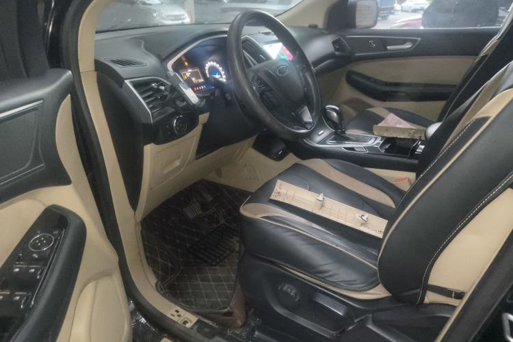 Used Ford Edge 2016 EcoBoost 245 Two-Wheel-Drive Titanium 5-Seater
