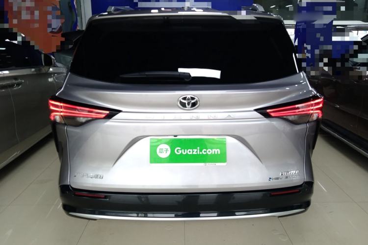 Used Toyota SIENNA 2024 2.5L Hybrid Four-Wheel Drive Prestige Edition