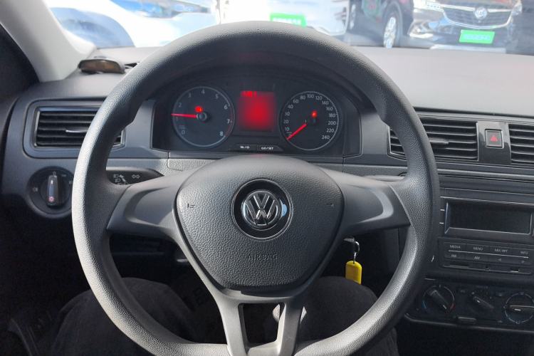 Used Volkswagen Santana 2019 1.5L Manual Fashion Edition China VI Standard
