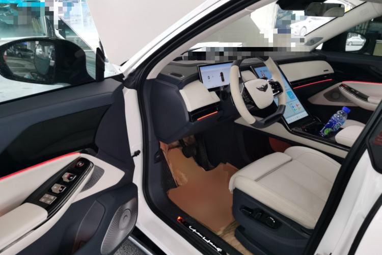 Used Yuanhang H8 2024 560 km All-Wheel Drive Premium Edition
