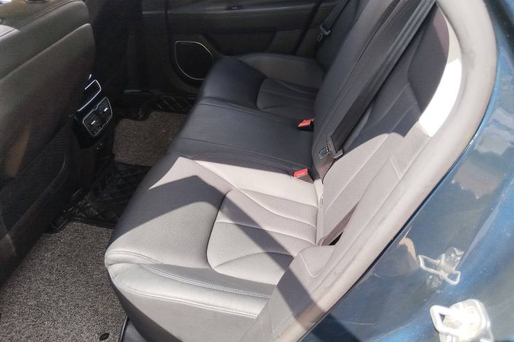 Used Geely Auto Emgrand GT 2016 1.8T Comfort Model Left Rear Seat