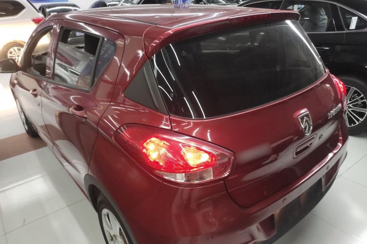 Used Baojun 310 2016 1.2L manual Comfort trim level
