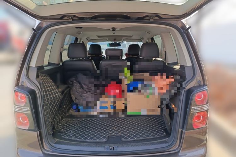 Used Volkswagen Touran 2013 1.4T Manual Comfort Edition 5-Seater Trunk