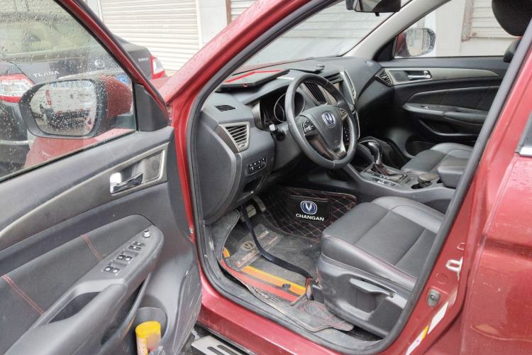 Used CHANGAN CS75 2014 1.8T Automatic Elite Model China IV Standard Driver Seat