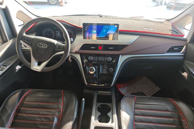 Used JAC Refine M3 2025 PLUS 1.8L Manual Smart Connect Version 7/8 Seats
