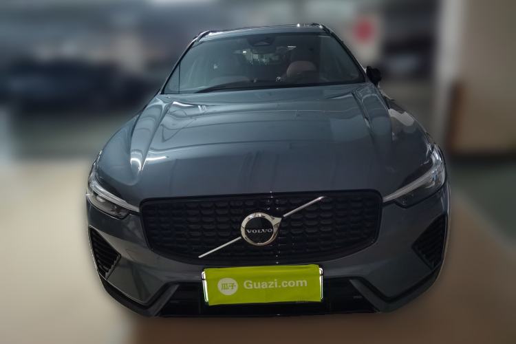 Used Volvo XC60 New Energy 2022 T8 Plug-in Hybrid Long-Range All-Wheel Drive Zhiyuan Sport Edition
