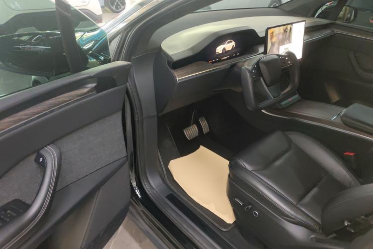 Used Tesla Model X 2023 Dual-Motor All-Wheel-Drive Version